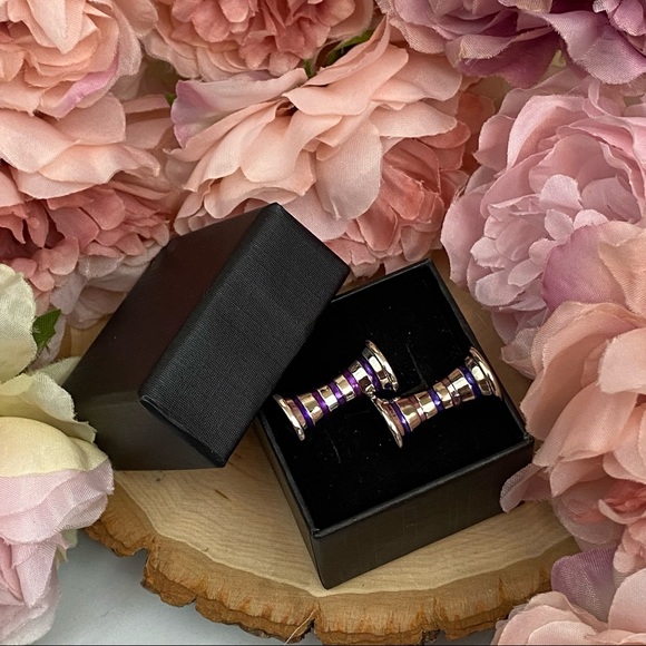 Elegant Double Barrel Two Tone Purple and Silver Cufflinks - Picture 14 of 16